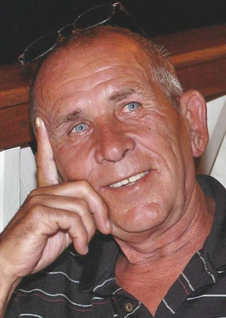 Lyle Lee Edwards